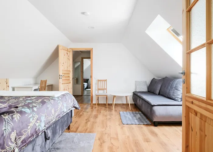 Kihnu Annika Kodumajutus *